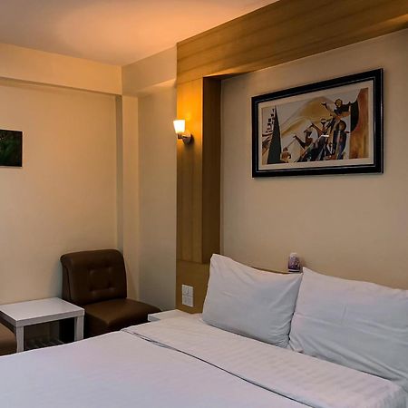 Petchsiri Room เพชรสิริรูม Ban Sai Mai Екстер'єр фото