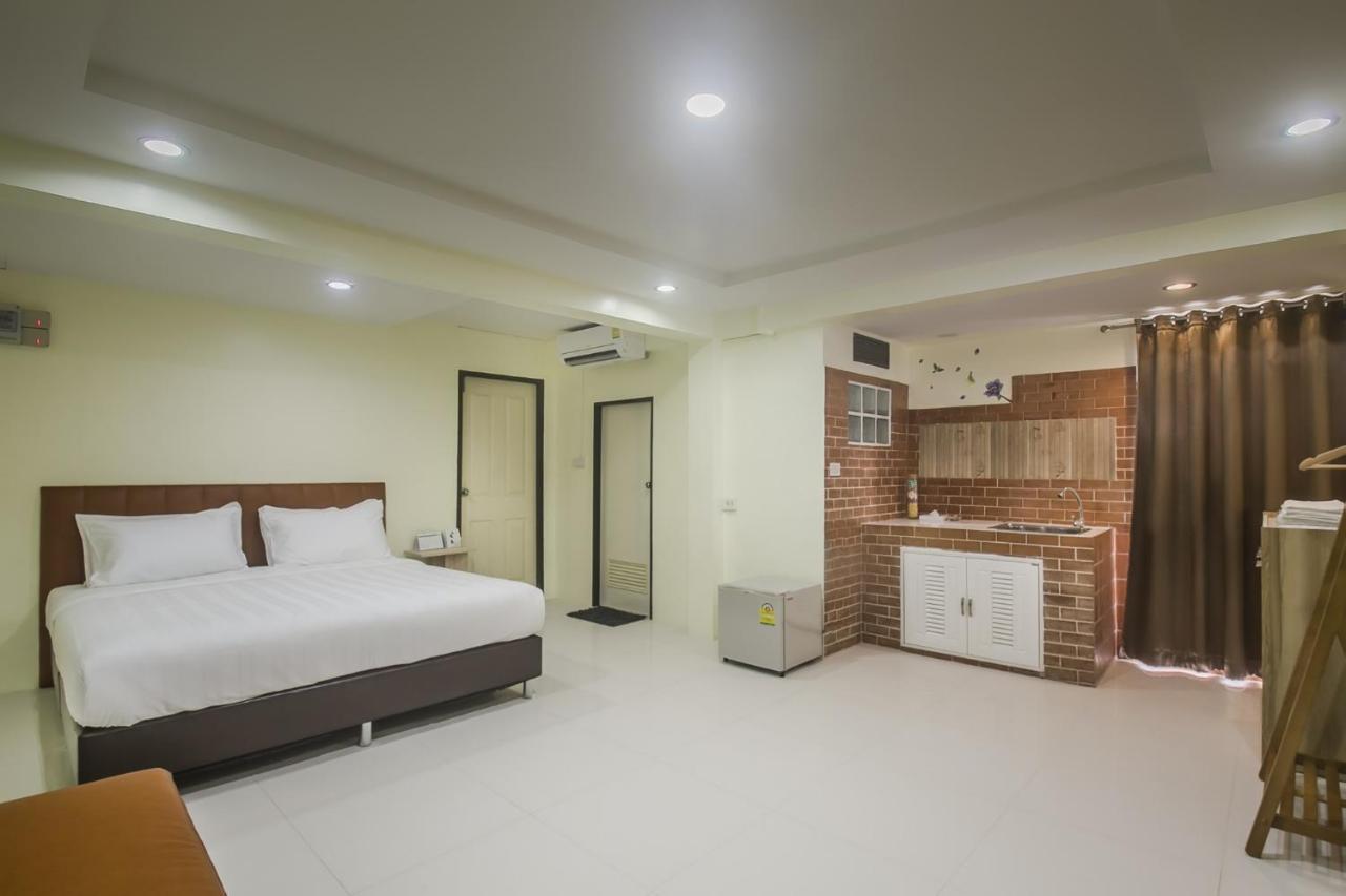 Petchsiri Room เพชรสิริรูม Ban Sai Mai Екстер'єр фото