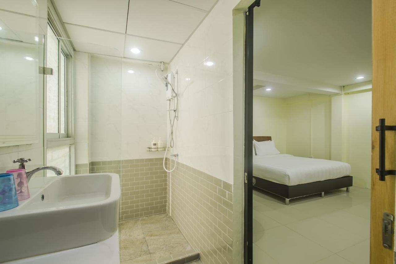 Petchsiri Room เพชรสิริรูม Ban Sai Mai Екстер'єр фото