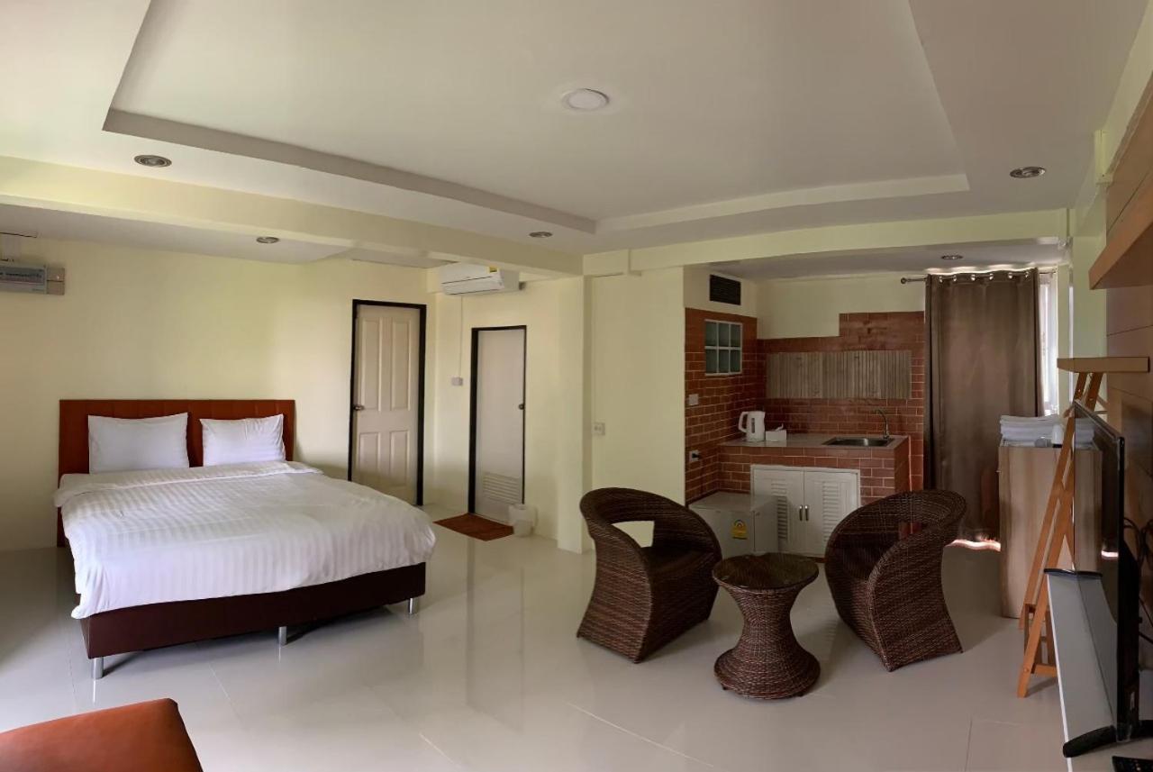 Petchsiri Room เพชรสิริรูม Ban Sai Mai Екстер'єр фото
